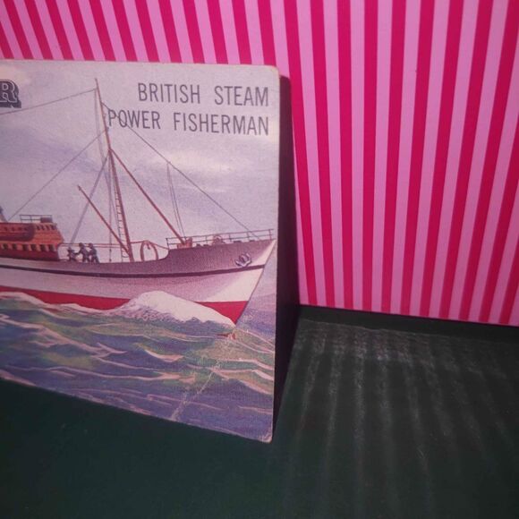 1955 Topps Rails and Sails #160 Trawler Card British Steam Powered Fisherman - Picture 3 of 6